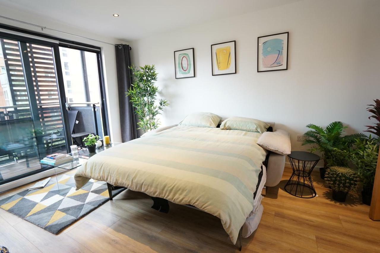 Perfectly Located Stunning Apartment Лондон Екстер'єр фото